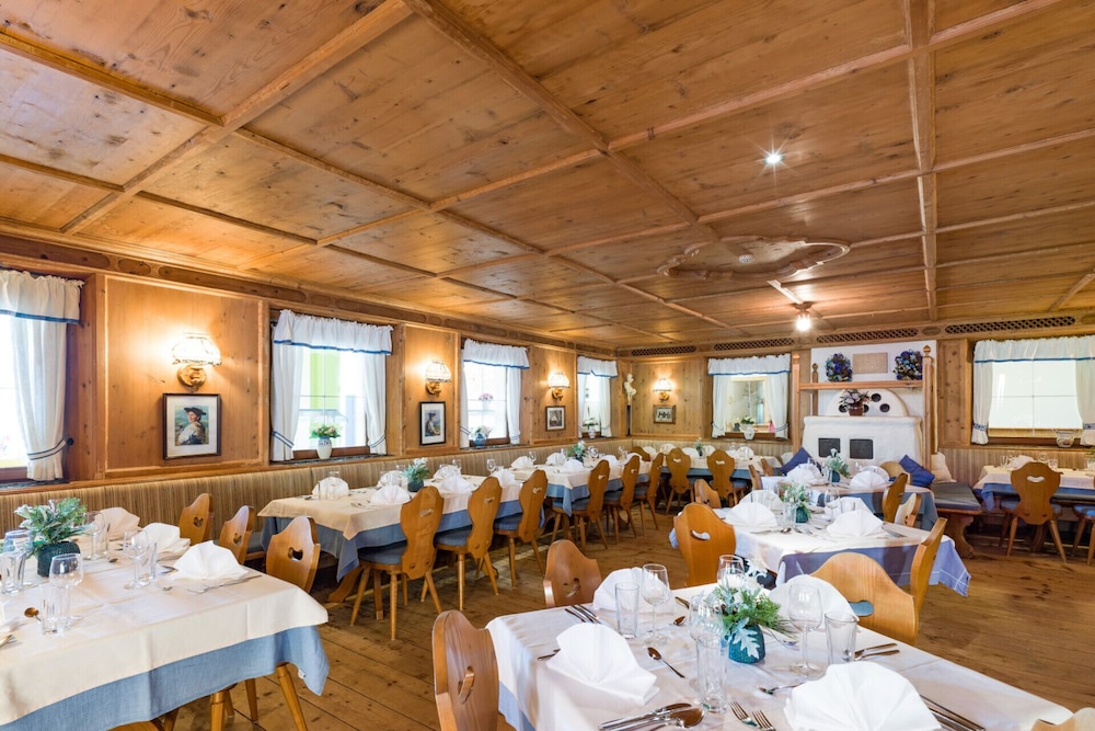 HARMONY HOTEL HARFENWIRT 28/38