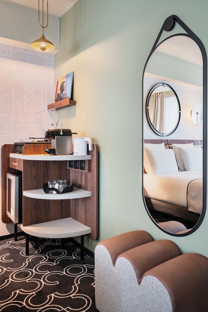 Mercure Paris Opera Grands Boulevards 11/61