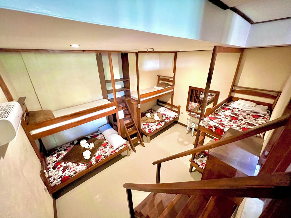 Novie Apos S Tourist Inn 38/50