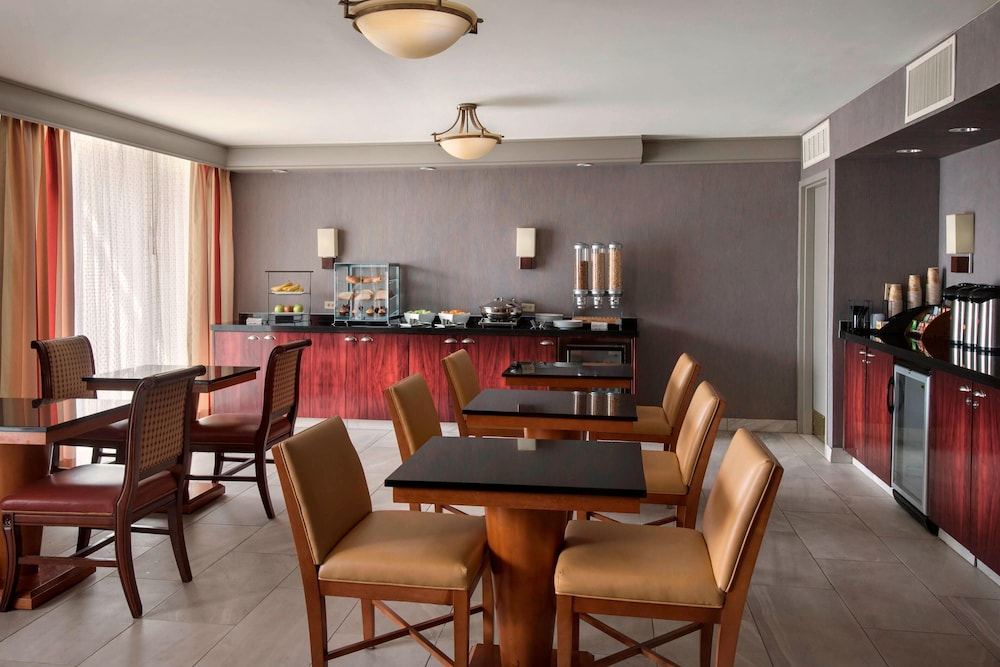 Marriott Park Ridge 50/63