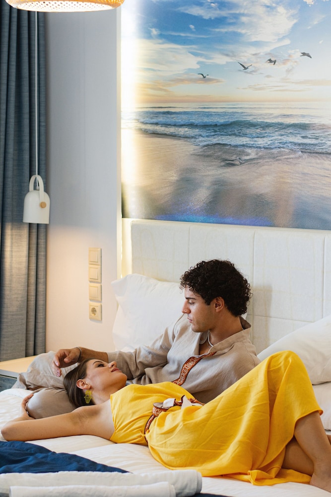 Robolla Beach Aparthotel 36/75