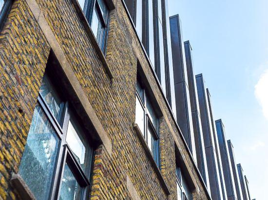 Soho Lofts by Aeria Apartments photo2