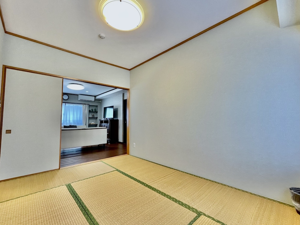 Hotel Tenshi Kan Kumoji 29/57