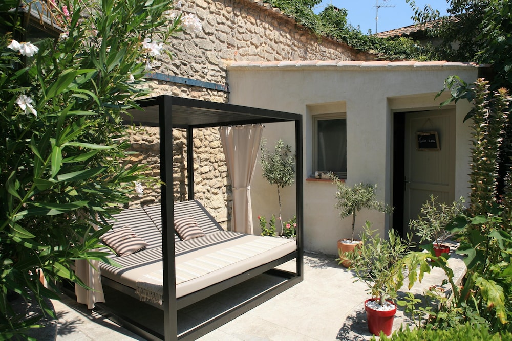 VILLA RÉGALIDO 6/88