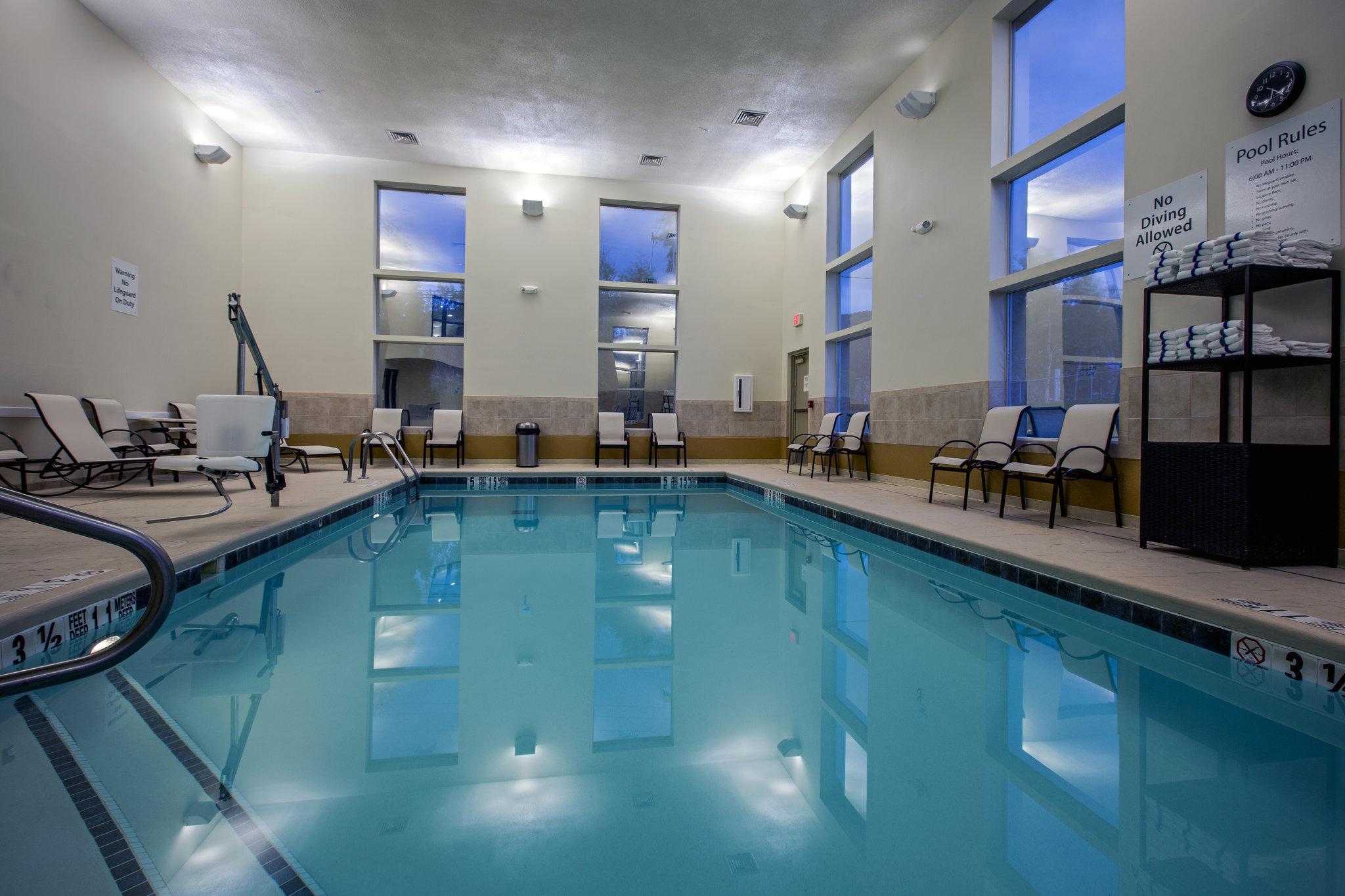 White Pine Lodge Ex Holiday Inn Express Suites Salamanca 23/36