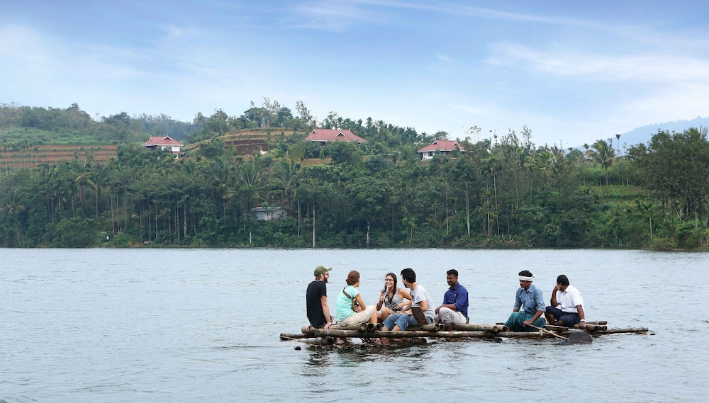 Arayal Resorts: A Unit of Sharoy Resort 32/49