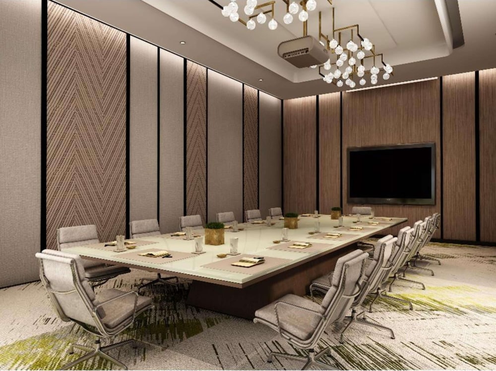Pullman Ninh Binh 56/63