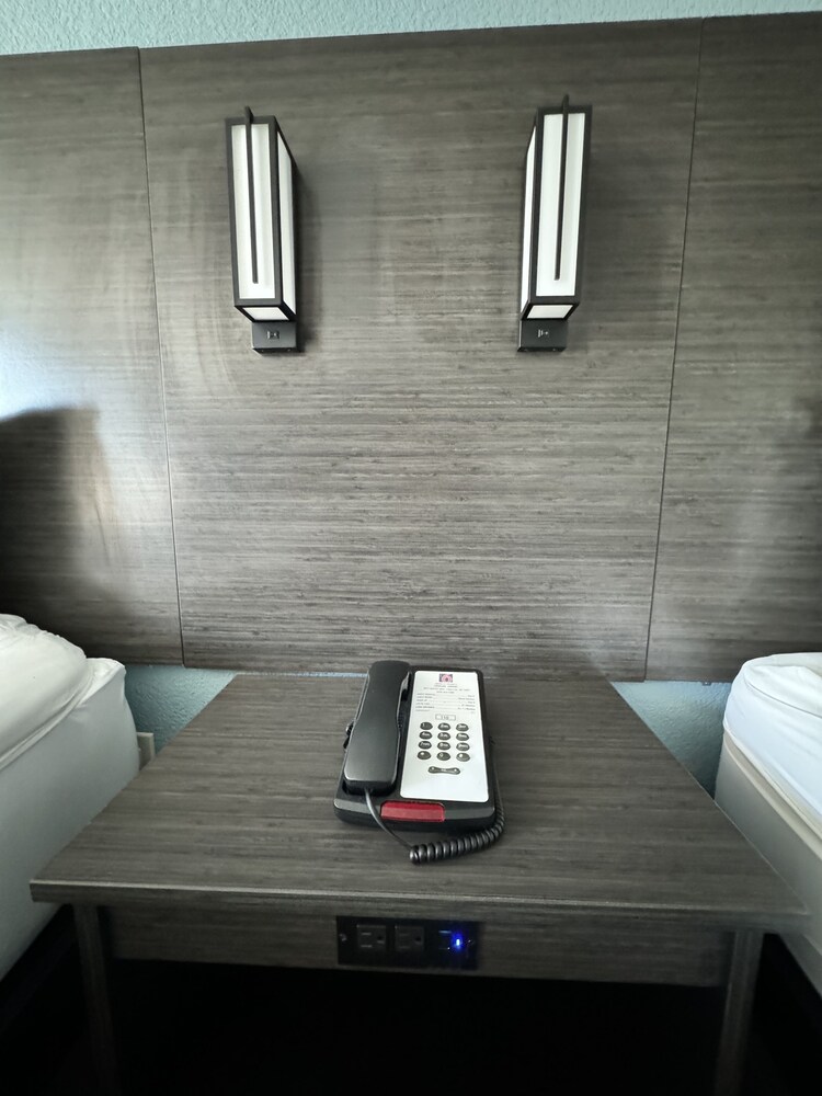 Studio6 Suites East Syracuse, NY - Airport in EAST SYRACUSE - NY