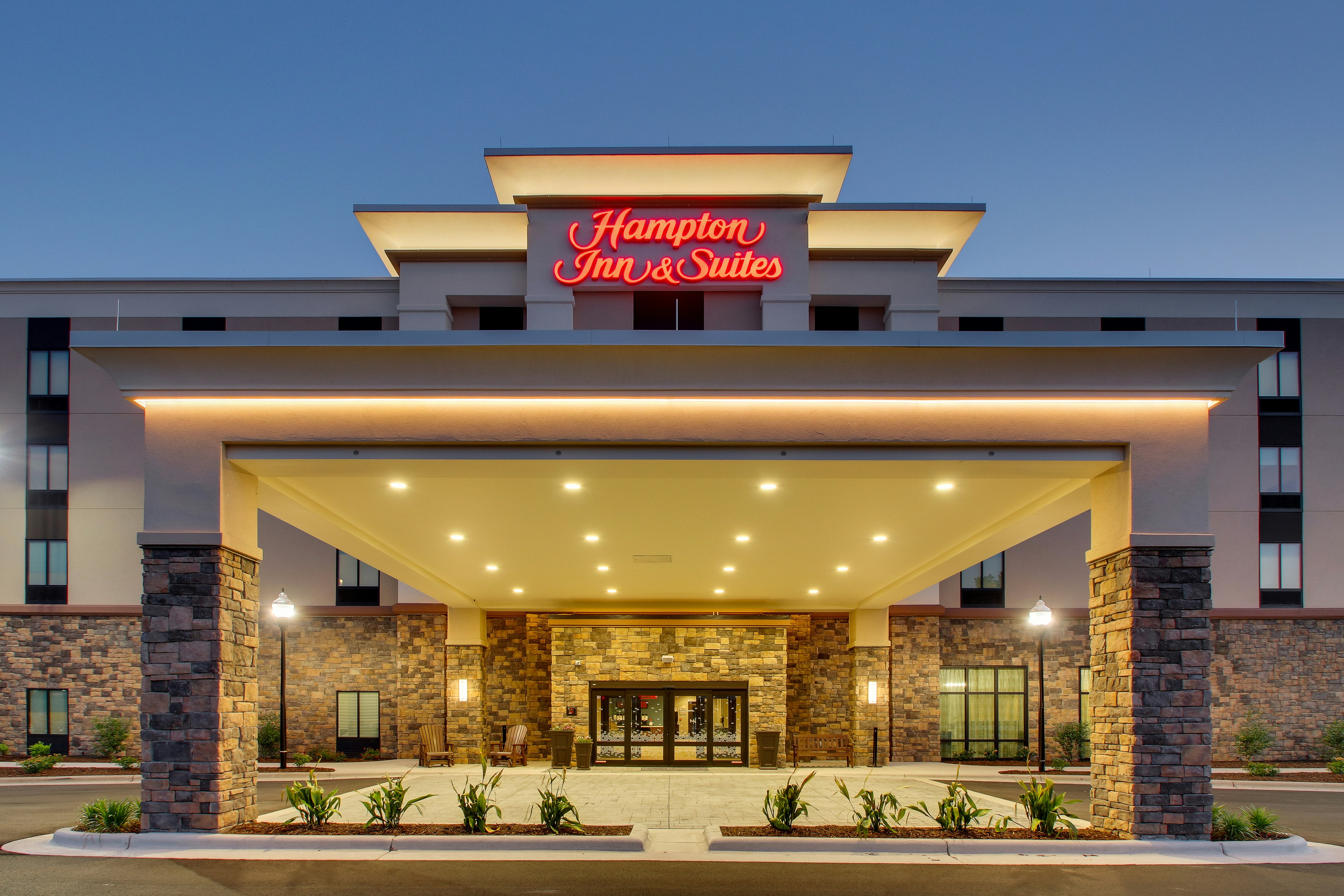 Hampton Inn And Suites Southport 2/56