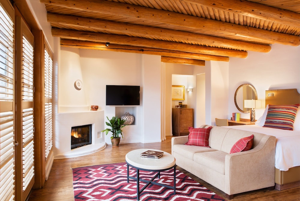 Rosewood Inn of the Anasazi 45/75
