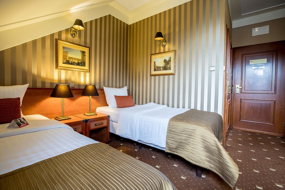 Hotel Diament Bella Notte Katowice Chorzow 18/72