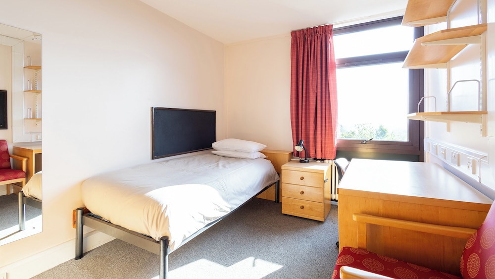 Pollock Estate - Summer Accommodation 20/56