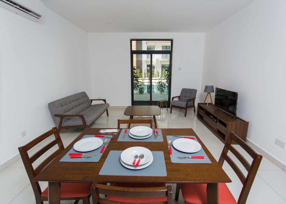 Accra Luxury Apartments at The Gardens 37/50