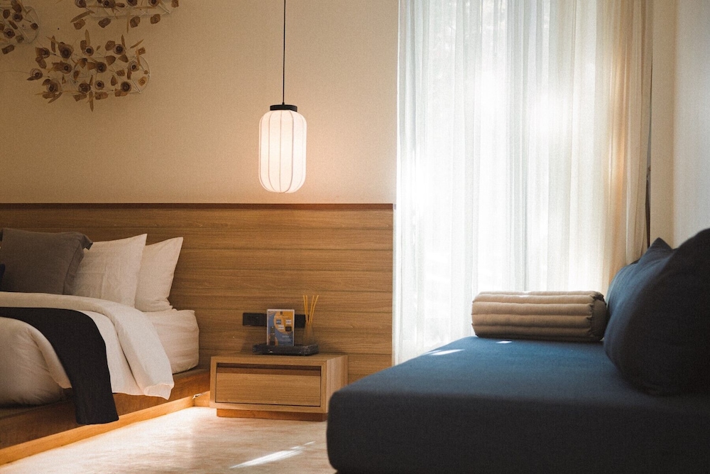Sichon Cabana Beach Resort 35/80