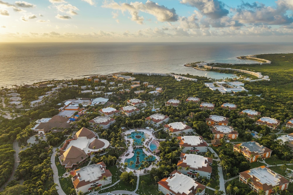 Bahia Principe Escape Tequila 66/71