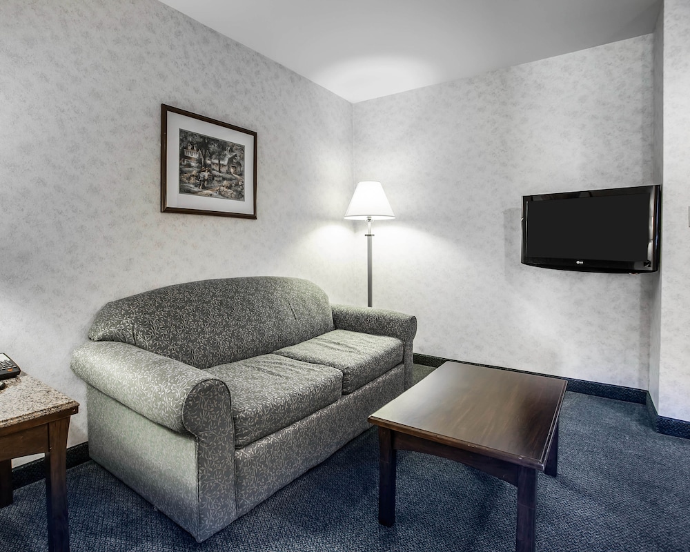 COMFORT INN(BELLINGHAM) 30/42