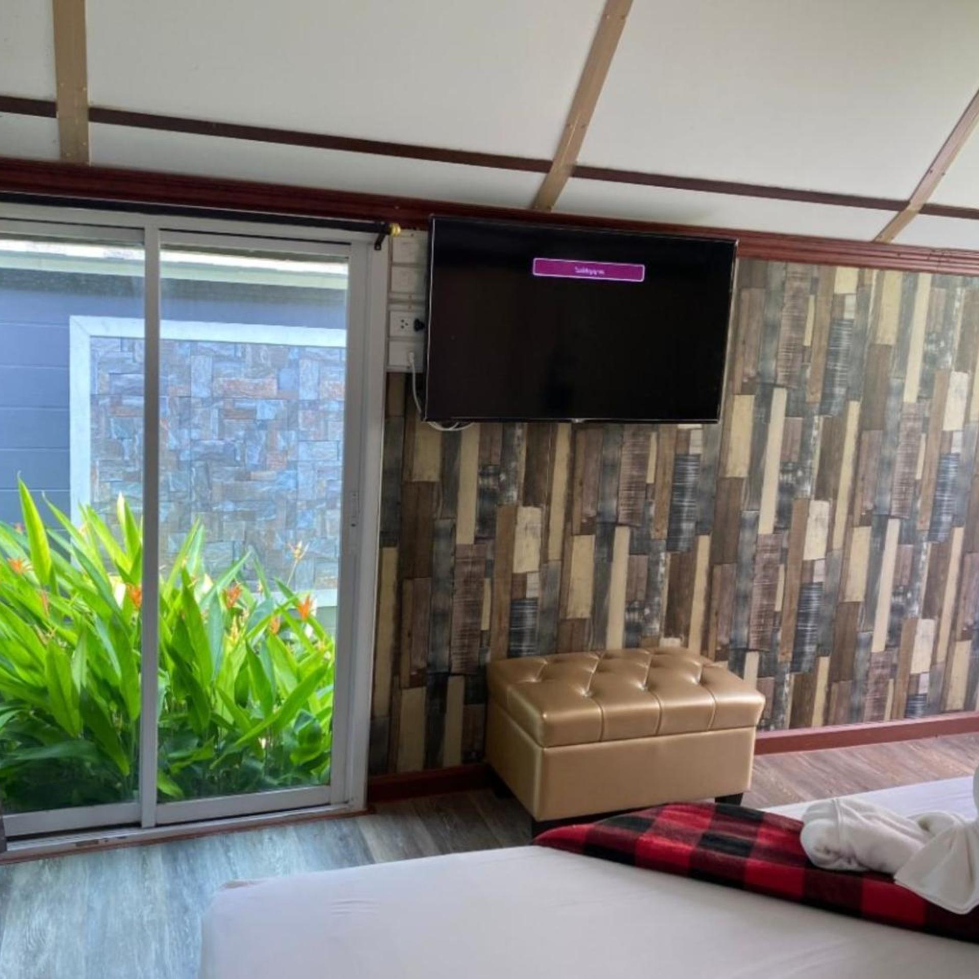 Kurina Hotel 2/30