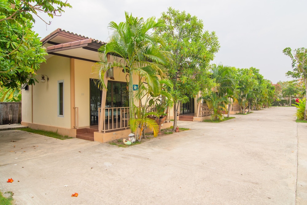 Nawang Resort 3/45