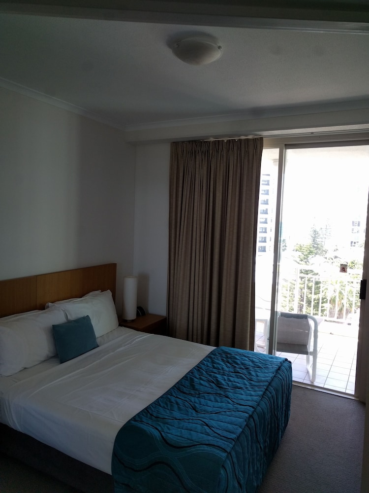 Maldives Resort 8/50