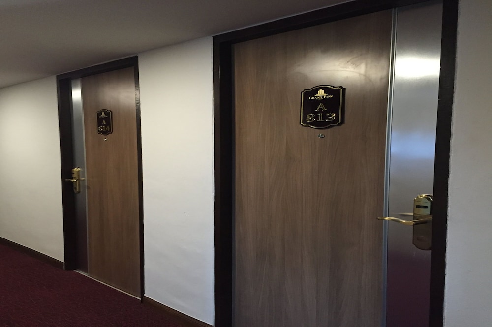 Grand Pink Hotel Hat Yai 24/49