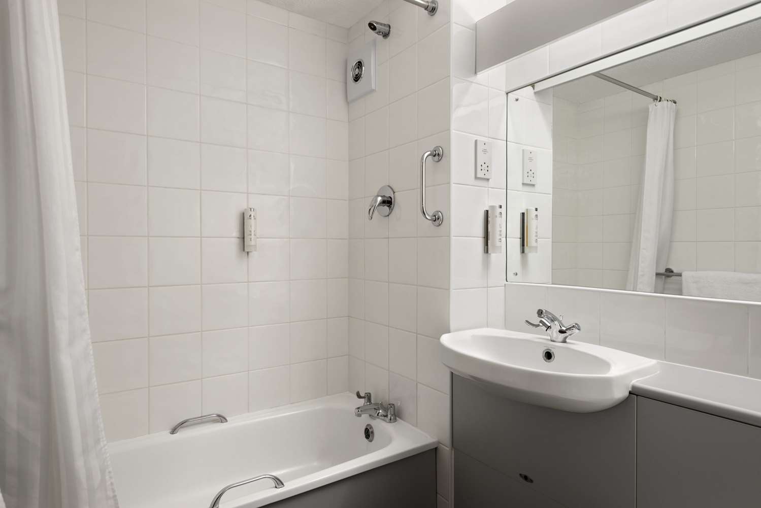 Days Inn by Wyndham Bradford M62 10/10