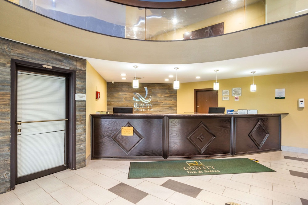 Quality Inn and Suites Florence Cincinnati South 8/48