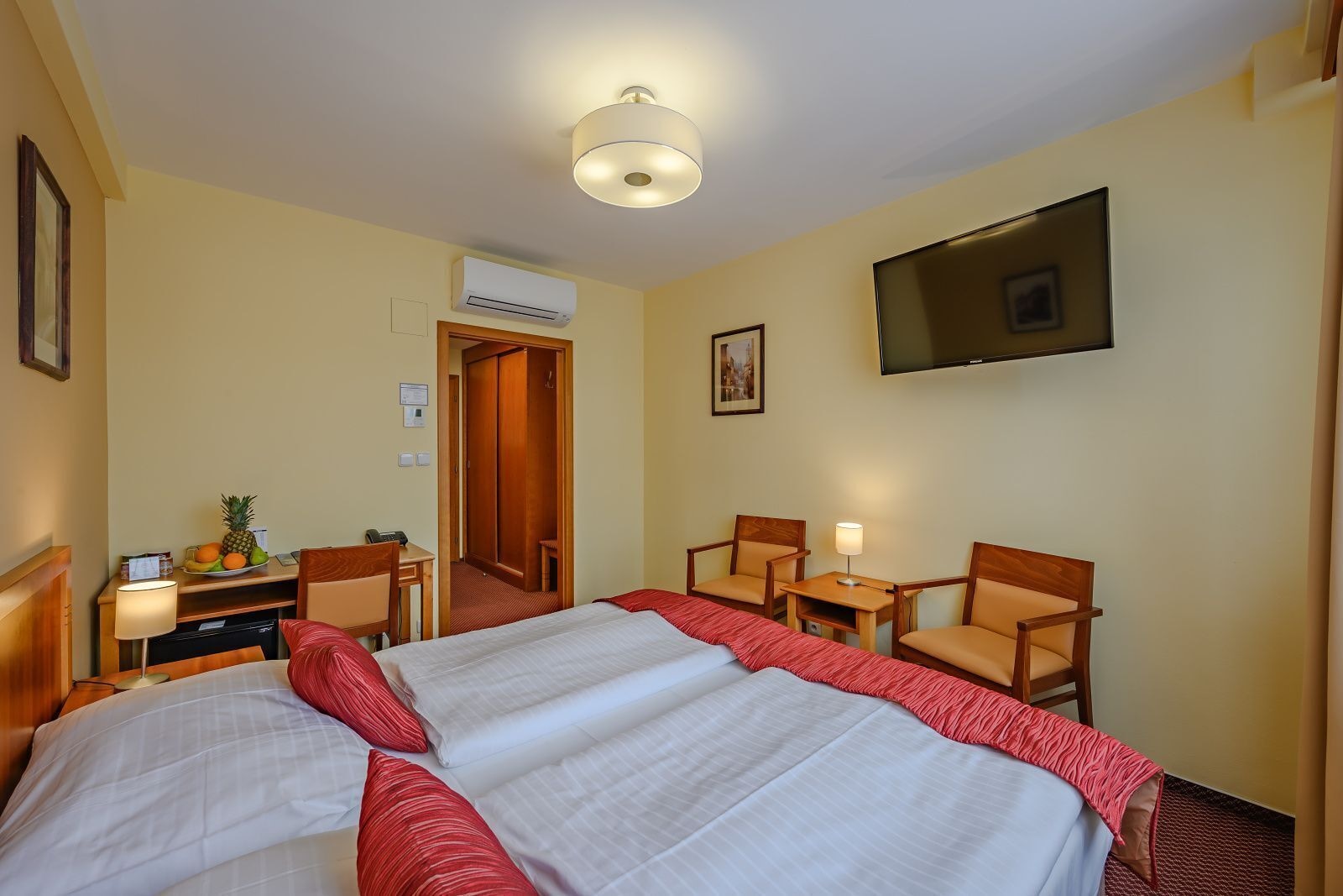 STANDARD, DOUBLE BED