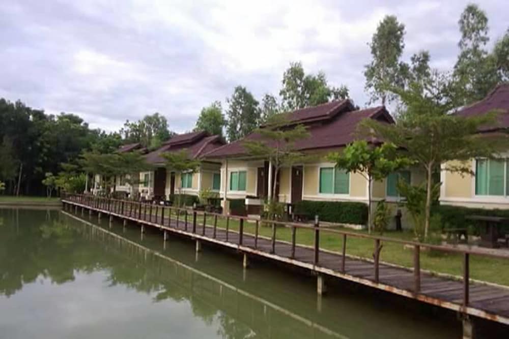 Ban Naam Resort 38/39