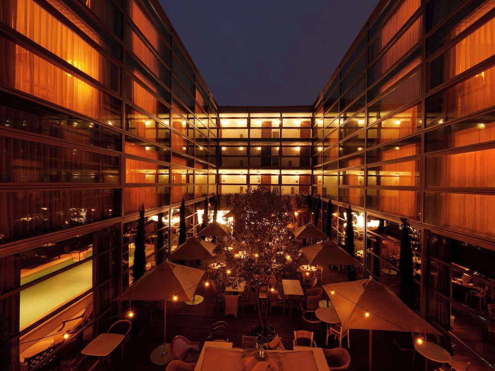 Mondrian Bordeaux Hotel des Carmes 51/56