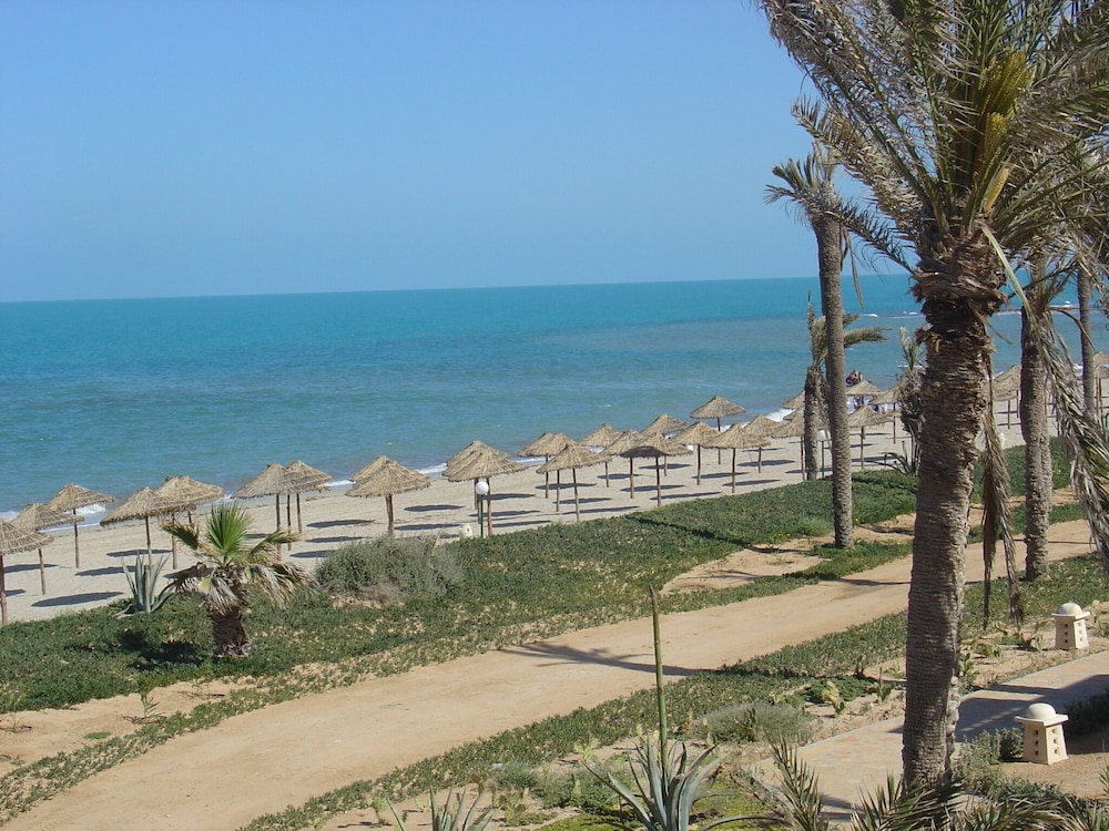 ZITA BEACH RESORT 38/50
