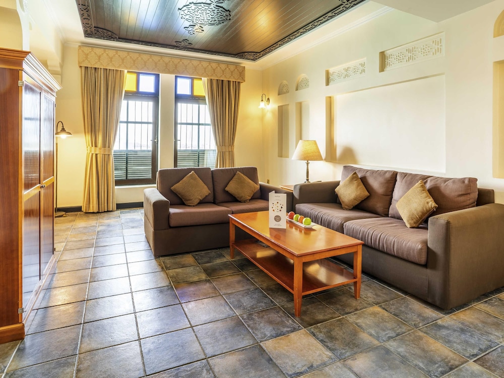 Novotel Al Dana Resort 52/75