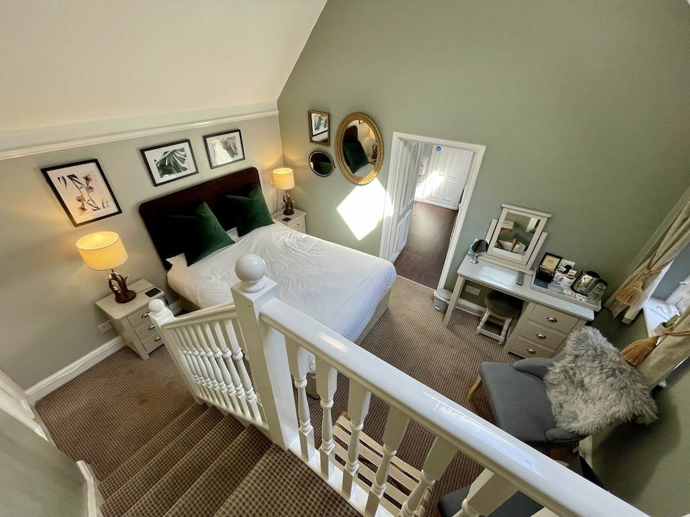 The Abbey Hotel 50/50