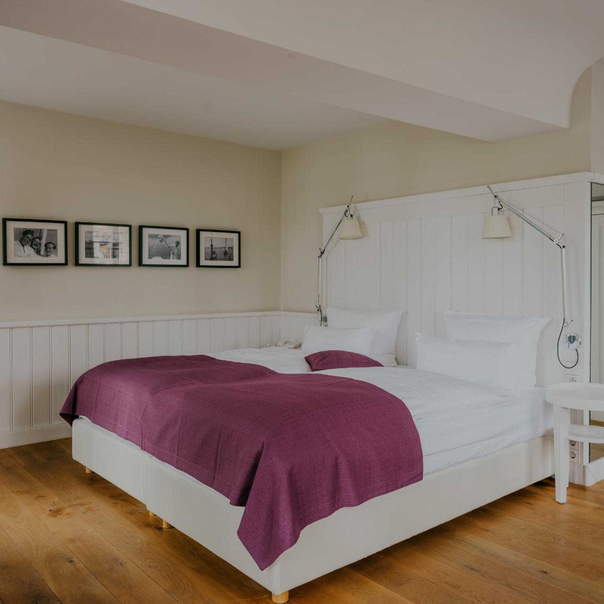 Superior, Double Bed, Lake Side