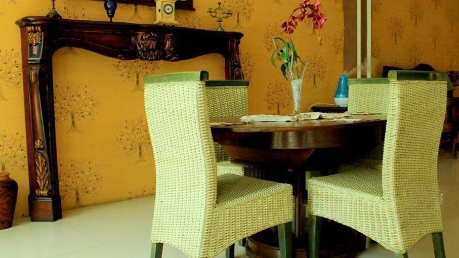 OYO 1239 Mojokerto Classic Homestay 4/41