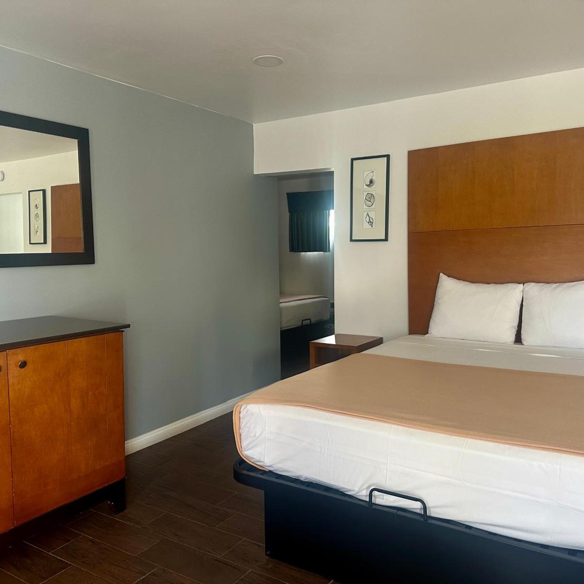 Oceanside Inn and Suites 9/10