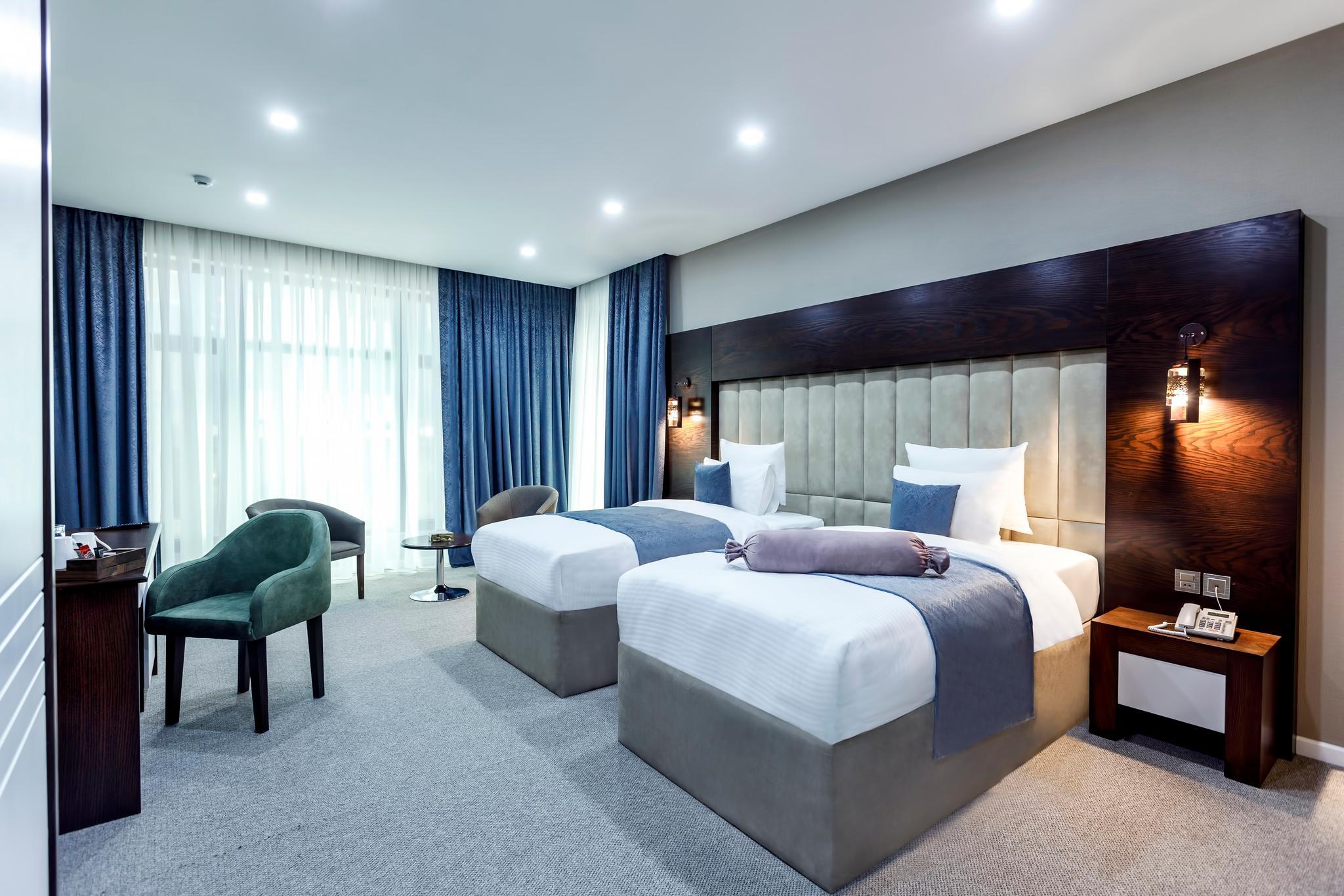 Go, Deluxe, 2 Queen Beds