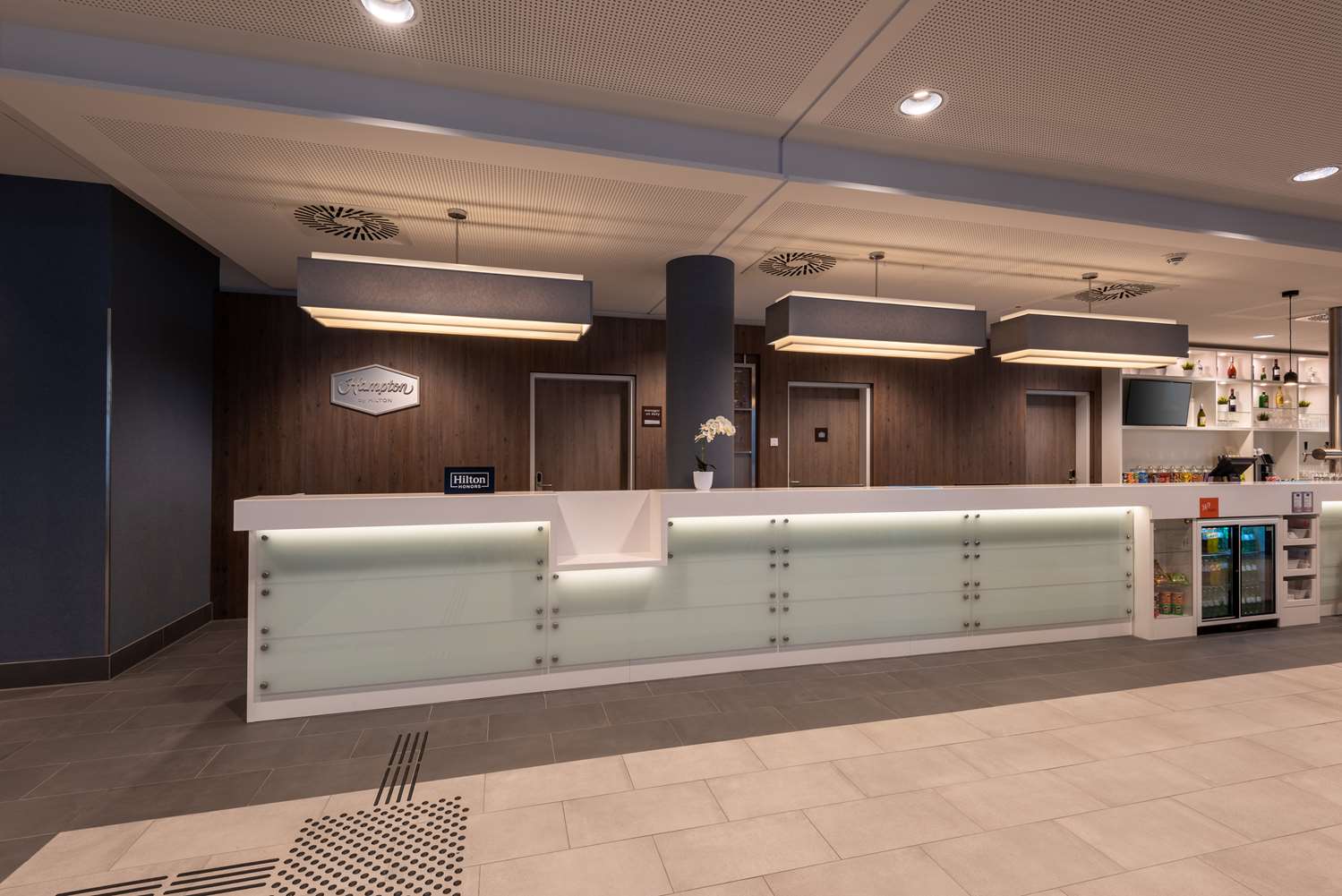 Hampton by Hilton Dusseldorf City Centre 7/32