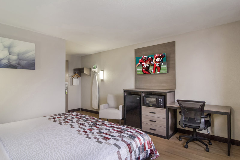 Red Roof Inn Suites Brunswick I 95 13/32