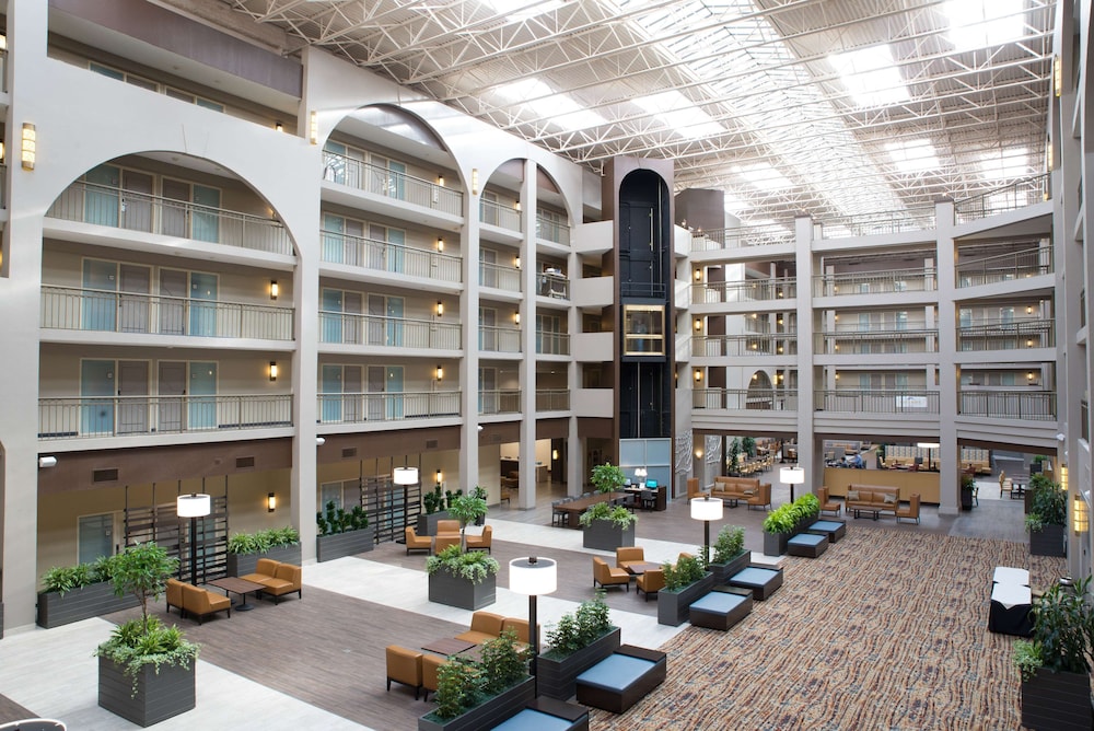 Embassy Suites by Hilton Seattle Bellevue 7/76