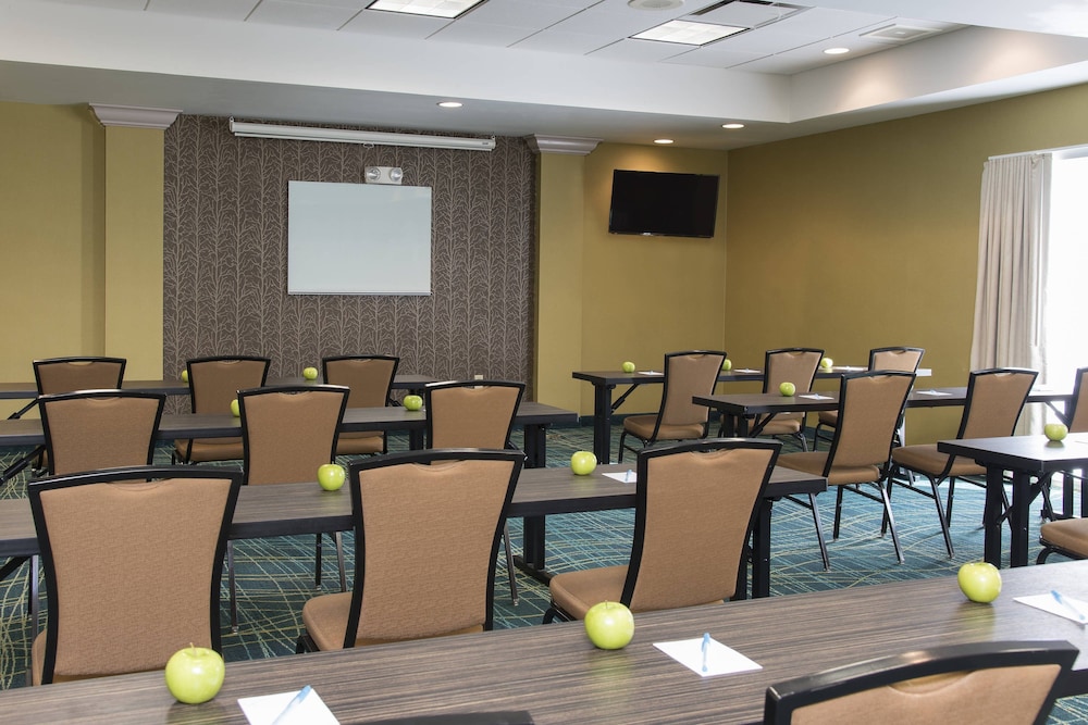 The Peoria Hotel, SureStay Collection by Best Western 50/59