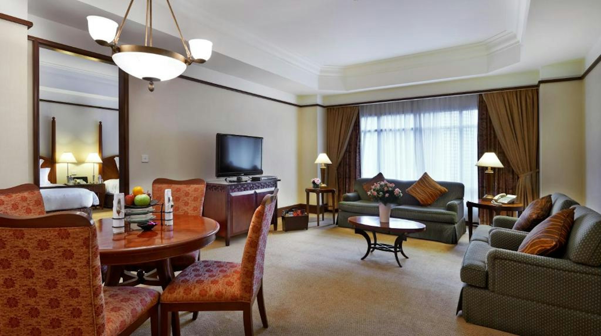 Mandarin Oriental Kuala Lumpur 44/83