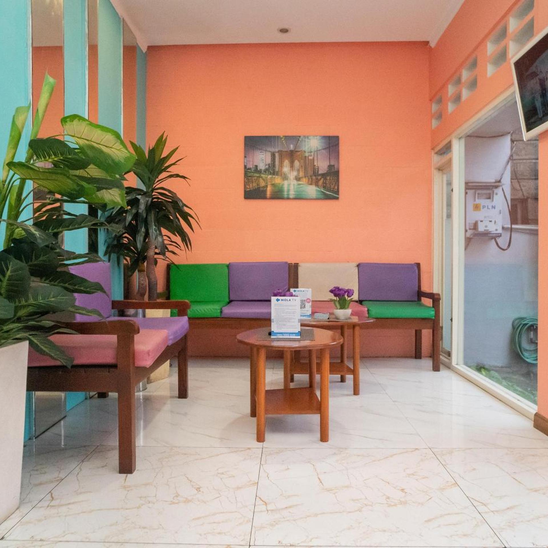 Sans Hotel Fif Fa Malang (ex OYO 3798 Fif fa Inn Pisang Kipas) 45/50