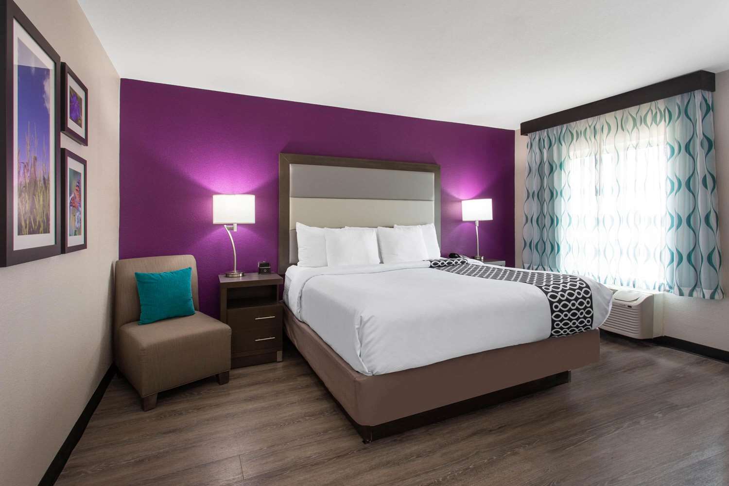 La Quinta Inn & Suites by Wyndham Effingham 6/23