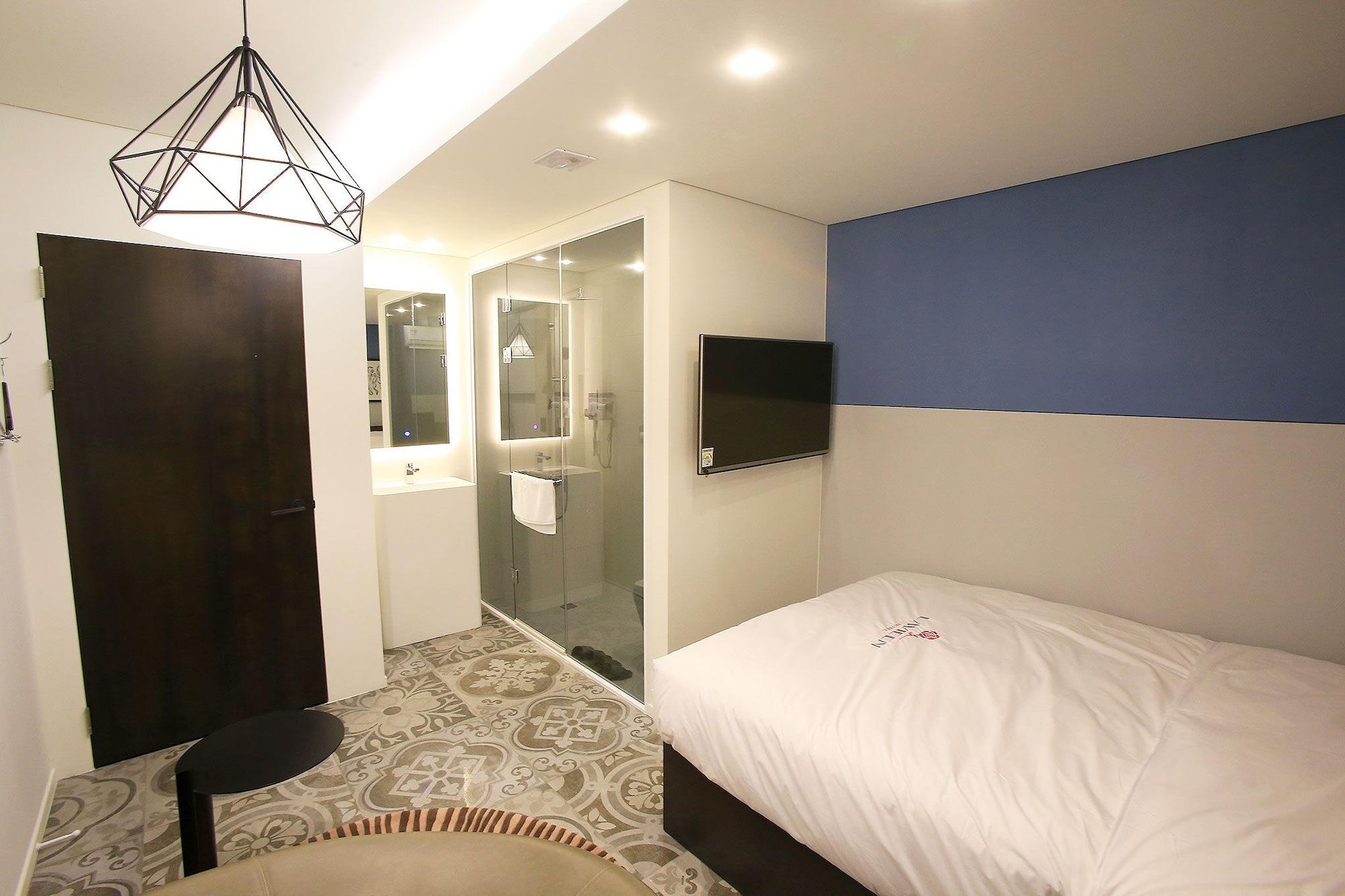 Hotel Lavieen 8/100