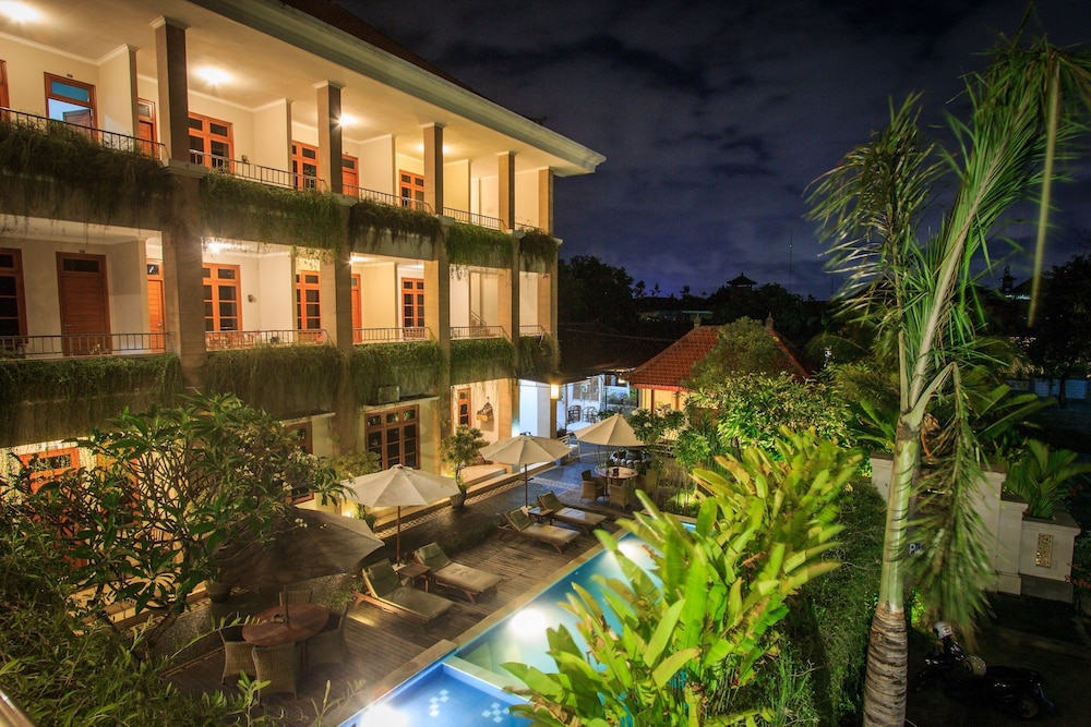 Pondok Anyar Inn 5/50