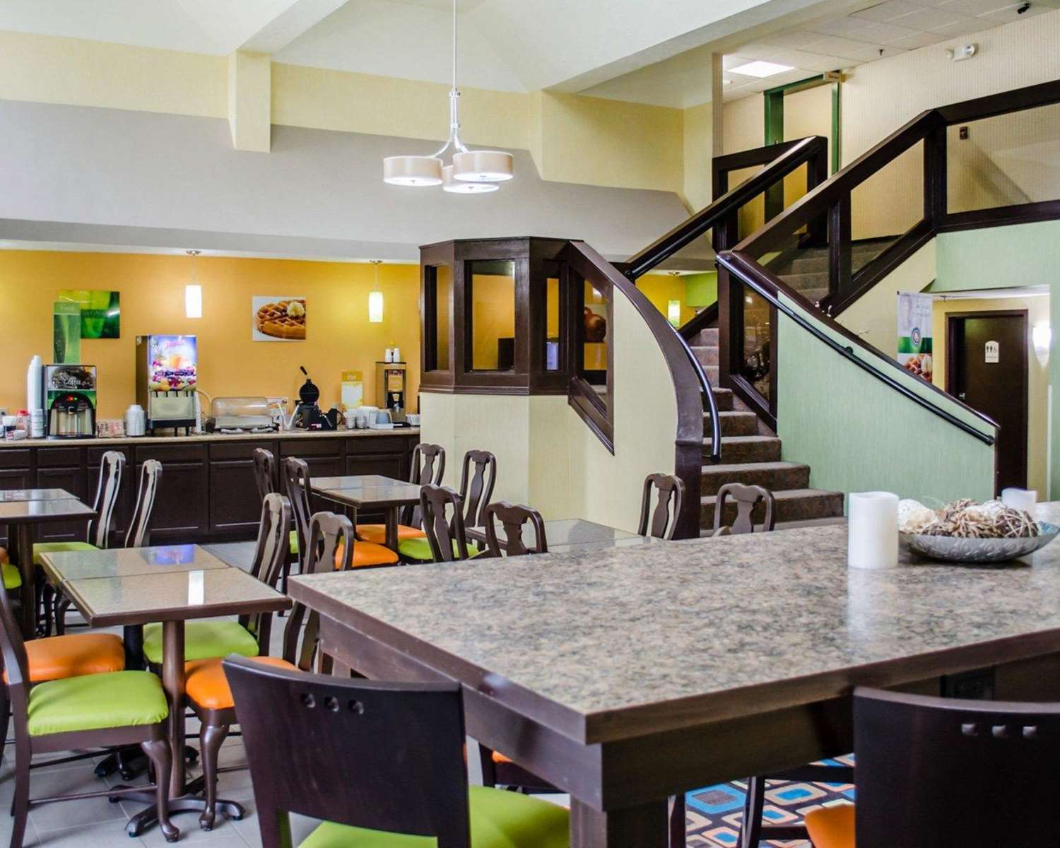 restaurant cafeteria