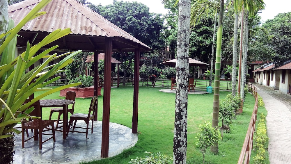 Hotel Wildlife Camp 24/42