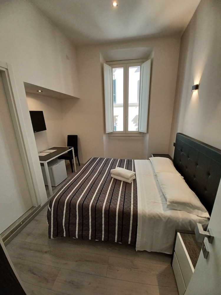 STANDARD, DOUBLE BED