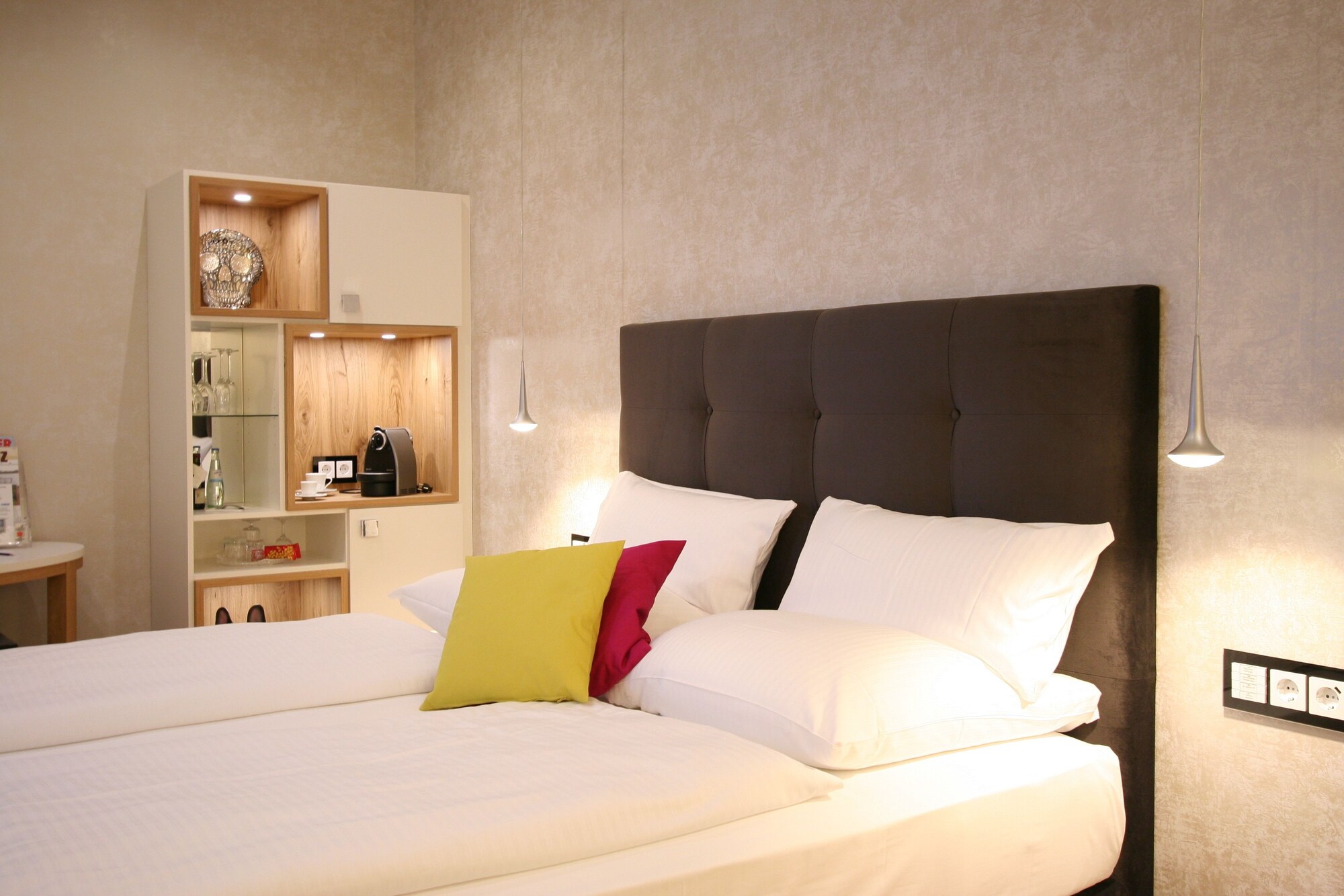 Queen Bed