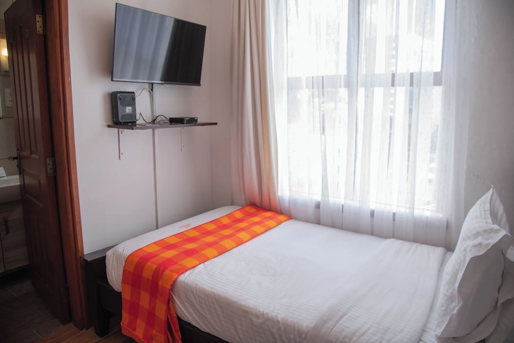 FEDHA RESIDENCES 8/60